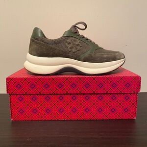 Olive Tory Burch Kick Trainer Sneakers - Gently Worn